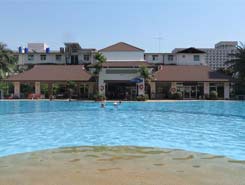 Swimmingpool restaurant